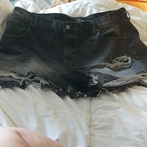 Jean shorts,black,distressed size 21